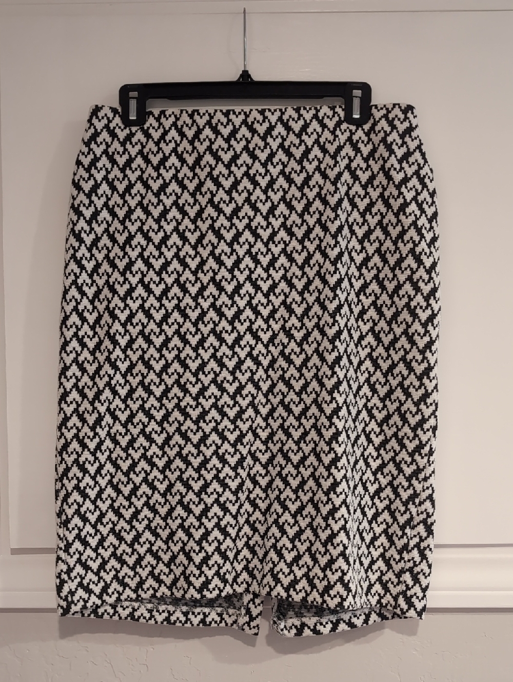 Philosophy Black and White Geometric Pencil Skirt, 10.